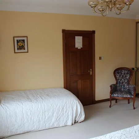 Bed and breakfast Bohola House *